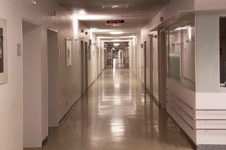Twelve hours on the night ward